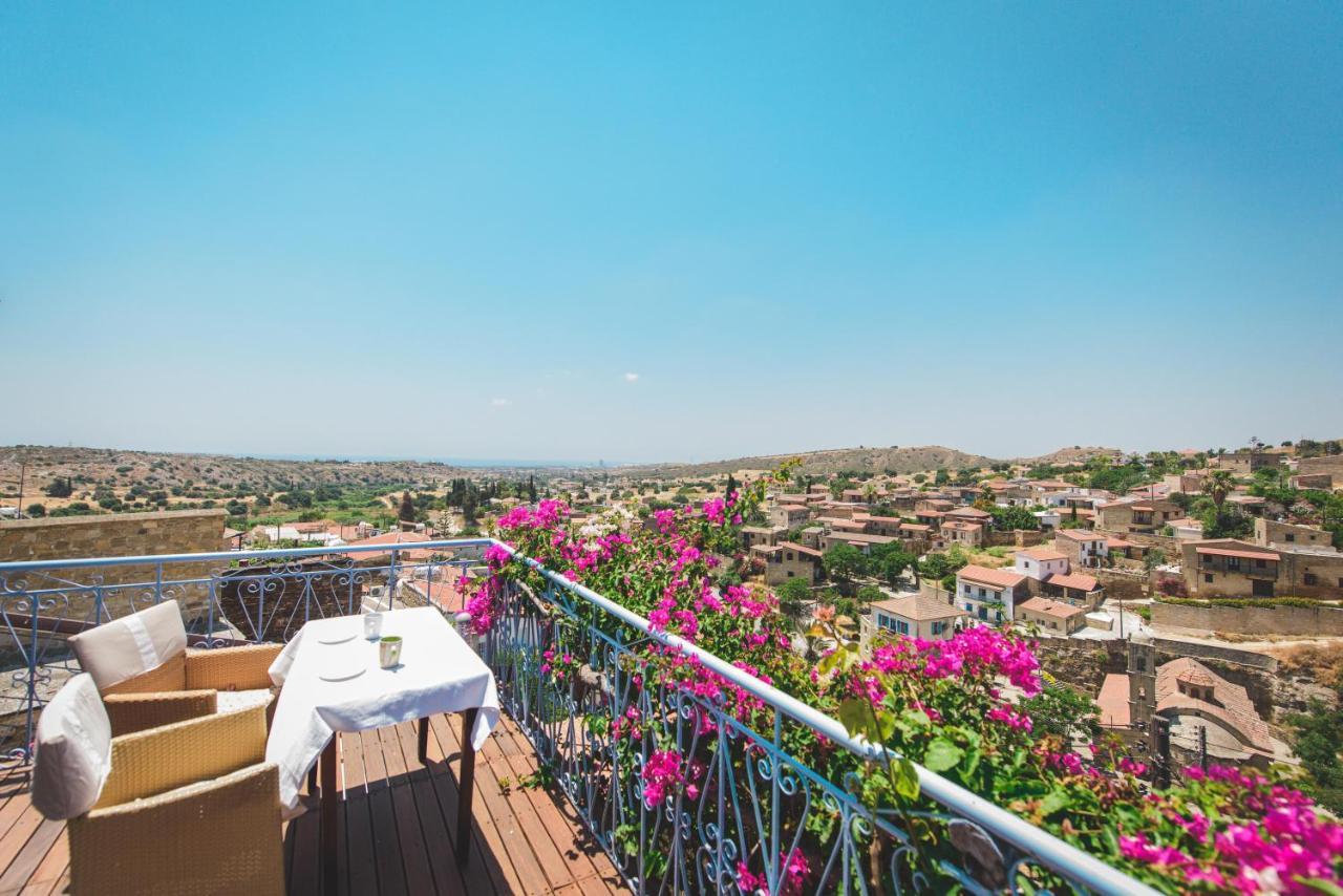 Adamos Hotel Apartments Tochni Exteriér fotografie