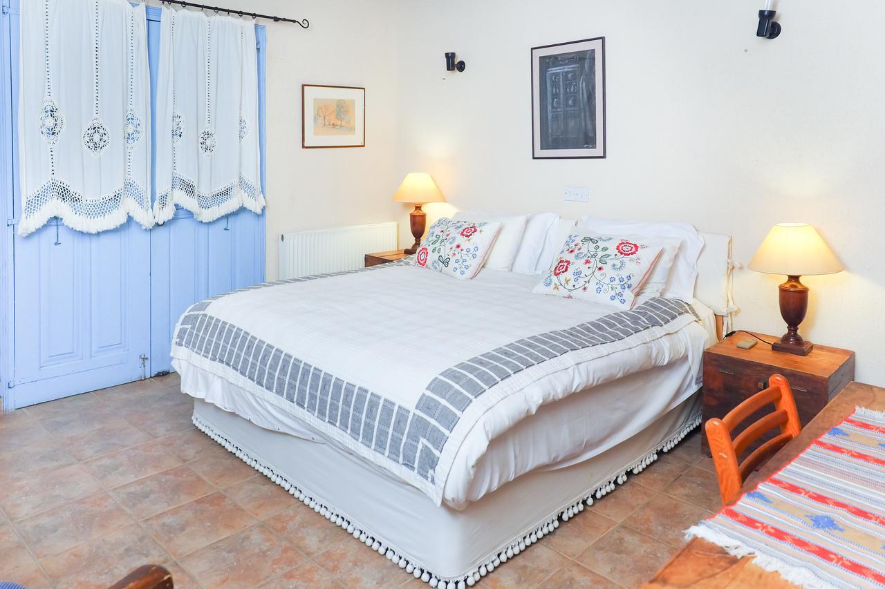 Adamos Hotel Apartments Tochni Exteriér fotografie