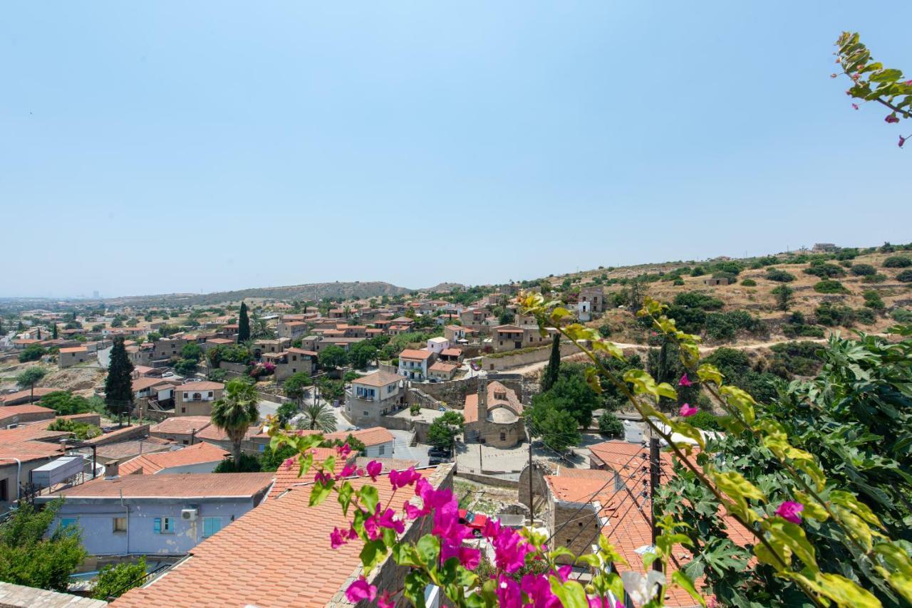 Adamos Hotel Apartments Tochni Exteriér fotografie